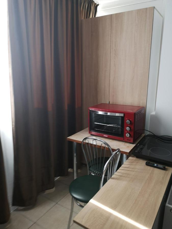 Gara Dinu Apartment Bukares Bagian luar foto
